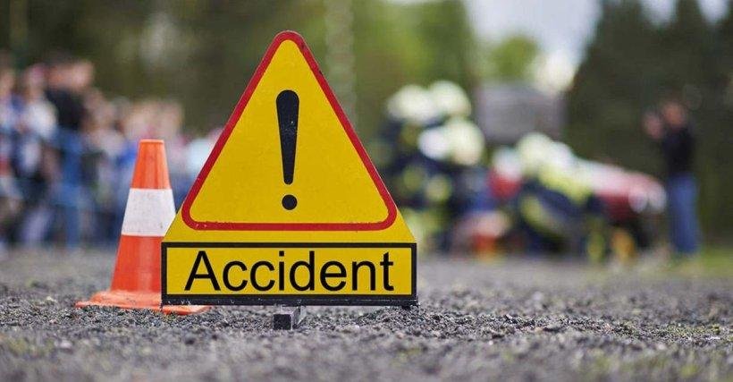 Two killed, One Injured in road accident at JN road