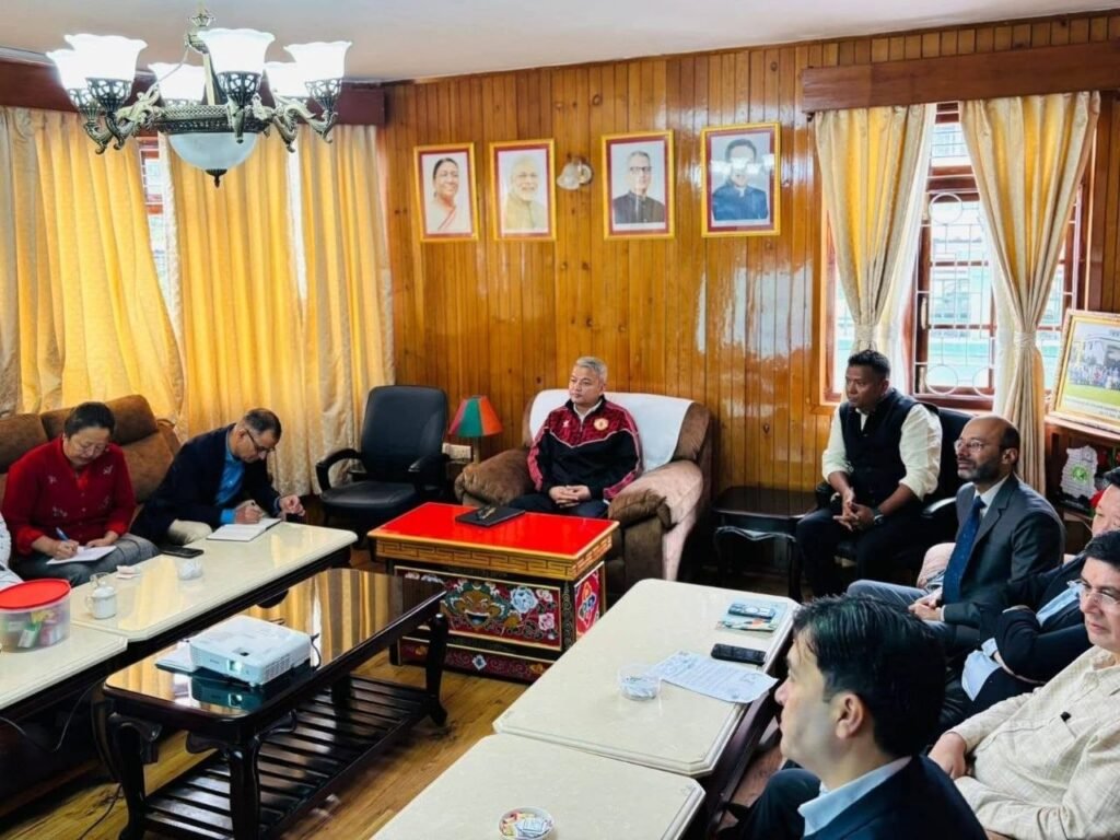 EDUCATION MINISTER RAJU BASNET CHAIRS MEETING WITH VIKRAMSHILA EDUCATION RESOURCE SOCIETY ON STRENGTHENING ENGLISH LANGUAGE TEACHING IN SIKKIM GOVERNMENT SCHOOLS